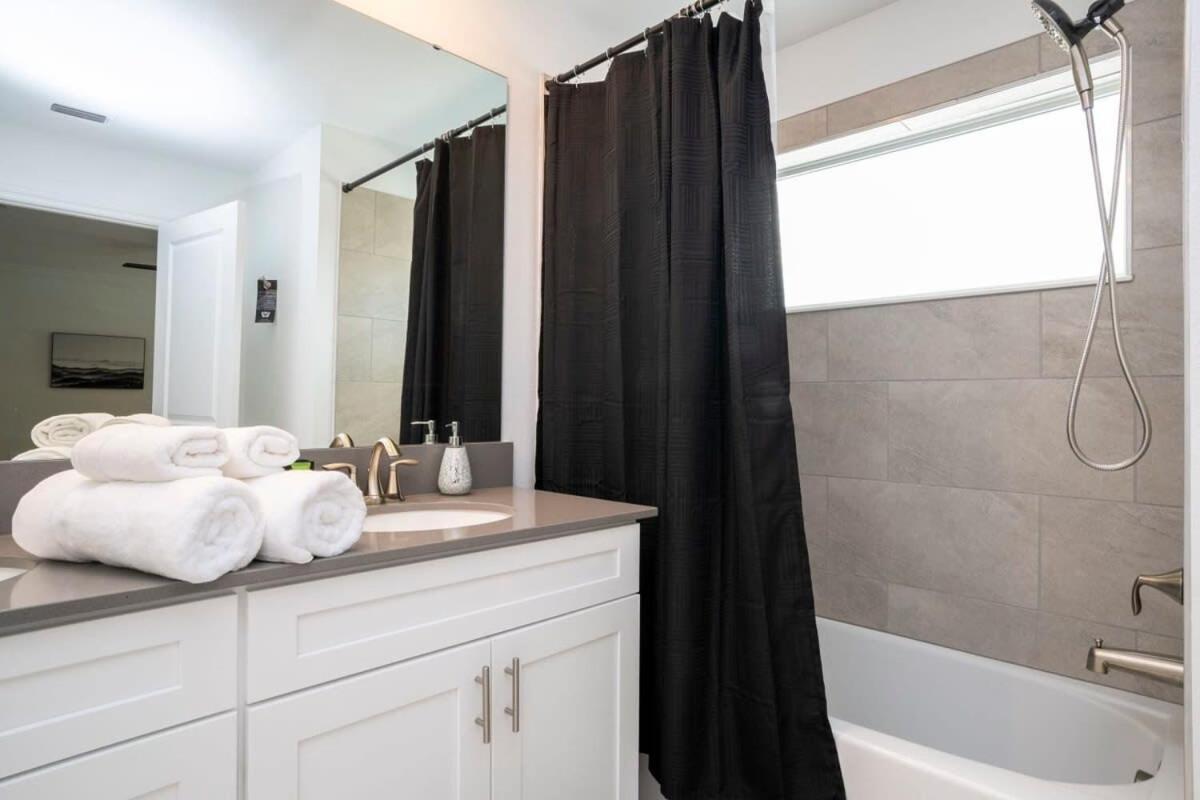 Gorgeous 4 Bedroom W Screened Pool Close To Disney 2653 キシミー エクステリア 写真